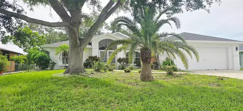 217 Rotonda Cir, Rotonda West, FL 33947