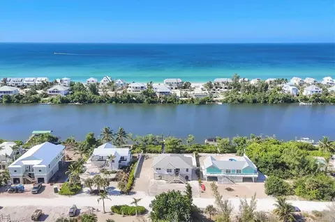 View/Area - 271 Bocilla Dr, Placida, FL 33946 photo 2 of 8