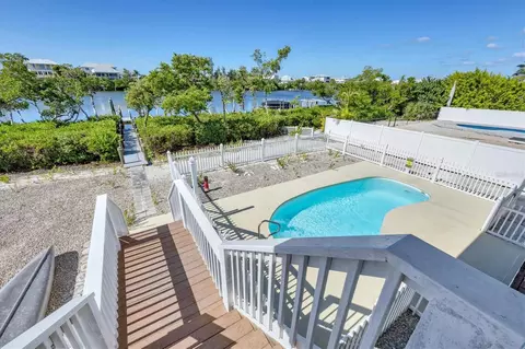 Exterior - 271 Bocilla Dr, Placida, FL 33946 photo 5 of 9