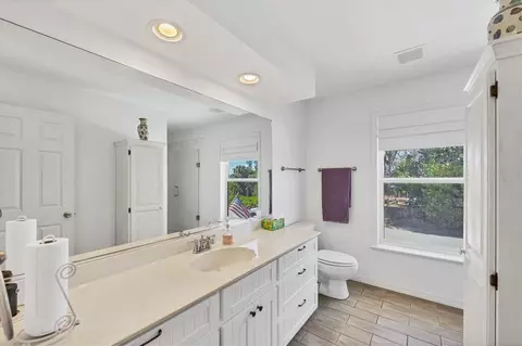 Bath - 271 Bocilla Dr, Placida, FL 33946 photo 1 of 3