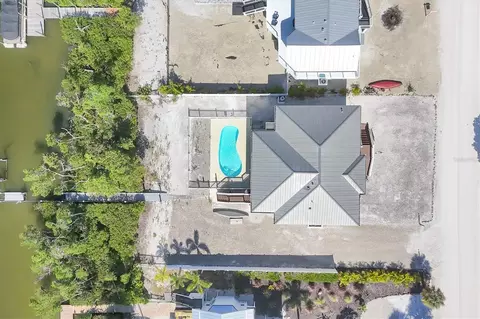 View/Area - 271 Bocilla Dr, Placida, FL 33946 photo 3 of 8