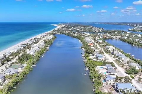View/Area - 271 Bocilla Dr, Placida, FL 33946 photo 7 of 8