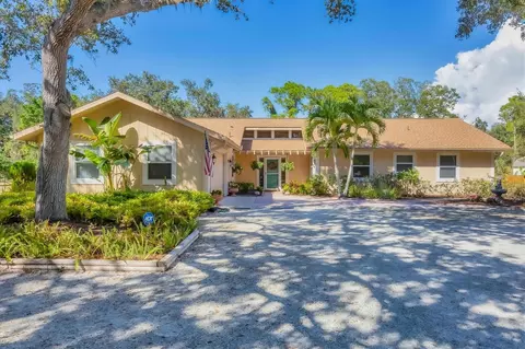 2521 Northway Dr, Venice, FL 34292