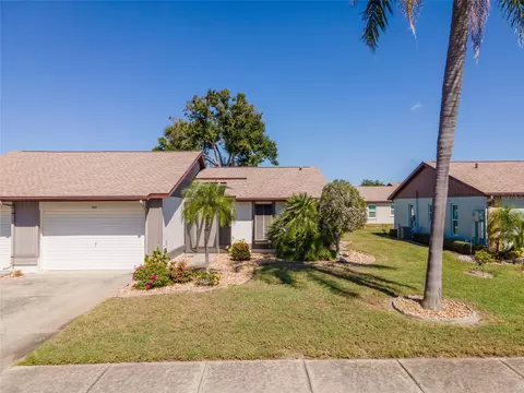 502 Foxwood Blvd, Englewood, FL 34223