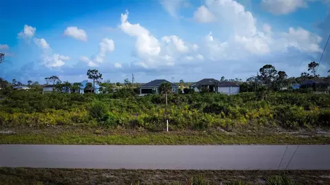 15 Amidship Rd, Placida, FL 33946