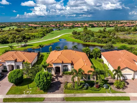 10817 Whisk Fern Dr, Venice, FL 34293