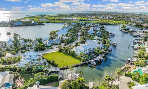 1639 Jean Lafitte Dr, Boca Grande, FL 33921