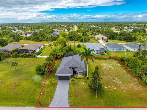 108 Coca Ln, Rotonda West, FL 33947
