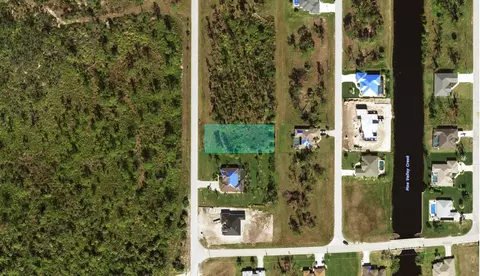 285 Rotonda Blvd S, Rotonda West, FL 33947