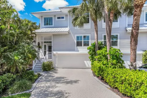 820 S Harbor Dr, Boca Grande, FL 33921