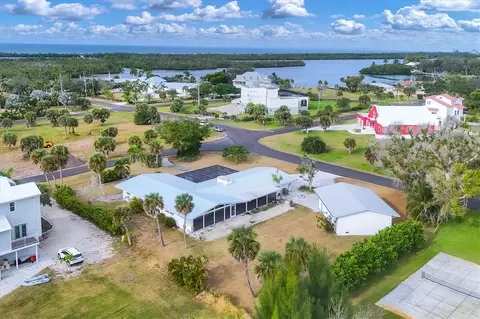 View/Area - 45 Cape Haze Dr, Placida, FL 33946 photo 5 of 9