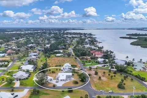 View/Area - 45 Cape Haze Dr, Placida, FL 33946 photo 3 of 9