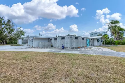 Exterior - 45 Cape Haze Dr, Placida, FL 33946 photo 5 of 11