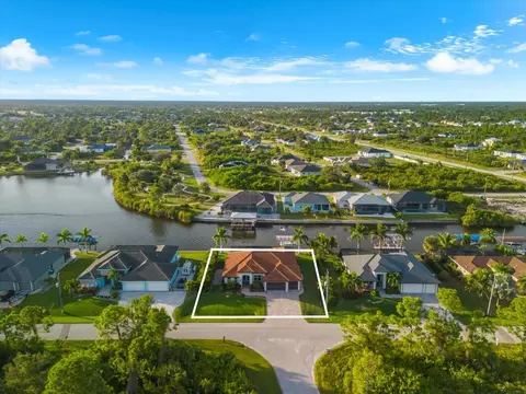 9055 Santa Lucia Dr, Port Charlotte, FL 33981