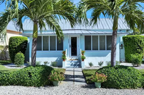 380 Tarpon Ave, Boca Grande, FL 33921
