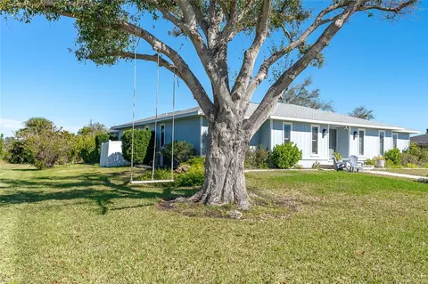 Exterior - 320 Anchor Row, Placida, FL 33946 photo 8 of 10