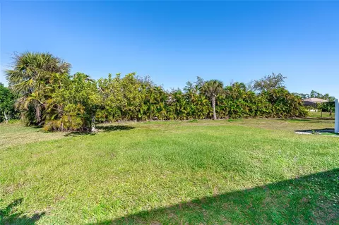 Exterior - 320 Anchor Row, Placida, FL 33946 photo 9 of 10