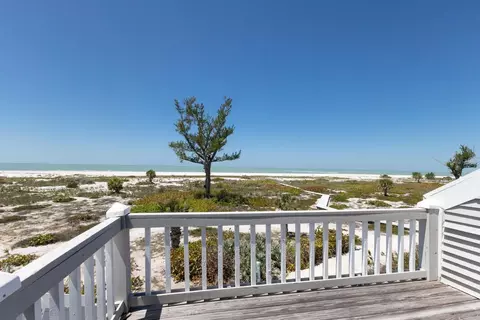 17 Seawatch Dr, Boca Grande, FL 33921