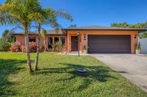 7047 Adderly St, Englewood, FL 34224
