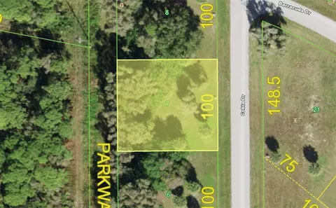 70 Cobia Dr, Placida, FL 33946