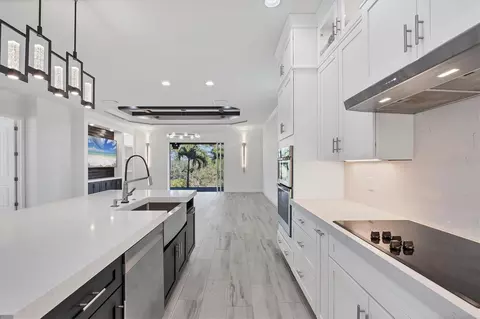 Kitchen - 8920 Conch Ave, Placida, FL 33946 photo 4 of 6