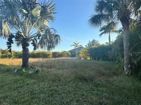9378 Melody Cir, Port Charlotte, FL 33981