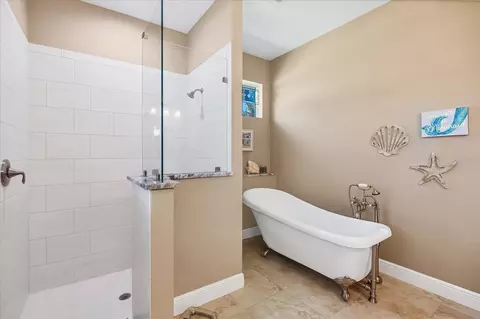 Bath - 34 Brig Cir S, Placida, FL 33946 photo 2 of 3