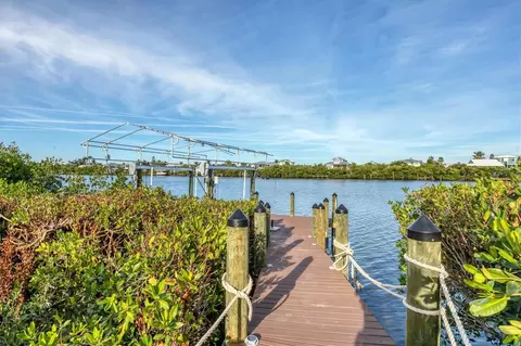 View/Area - 440 Bocilla Dr, Placida, FL 33946 photo 6 of 11