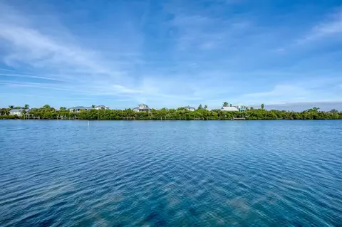 View/Area - 440 Bocilla Dr, Placida, FL 33946 photo 5 of 11