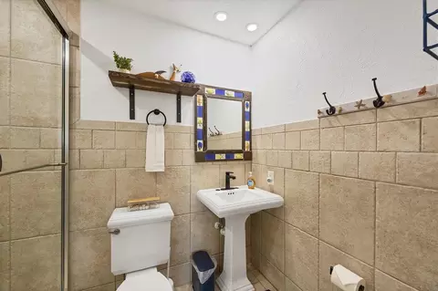 Bath - 440 Bocilla Dr, Placida, FL 33946 photo 3 of 7