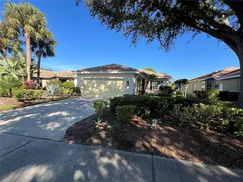858 Tartan Dr, Venice, FL 34293