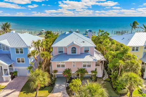 549 Buttonwood Bay Dr, Boca Grande, FL 33921