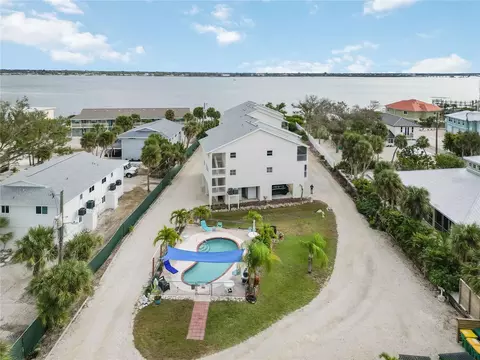 5031 N Beach Rd #120, Englewood, FL 34223
