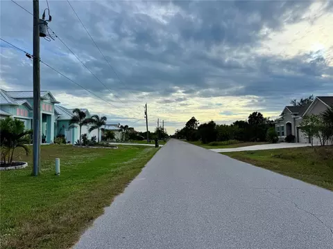 9267 Impala Cir, Port Charlotte, FL 33981