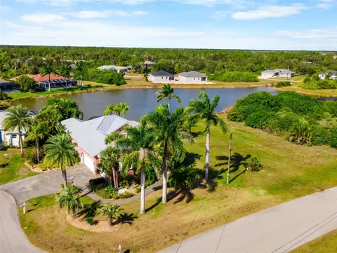 208 Antilla Dr, Rotonda West, FL 33947