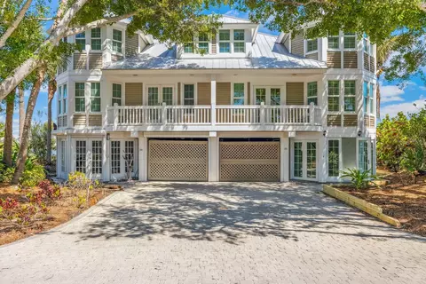 45 Seawatch Lake Dr, Boca Grande, FL 33921