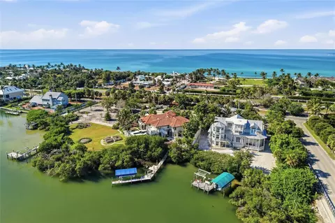View/Area - 1660 16th St E, Boca Grande, FL 33921 photo 3 of 9