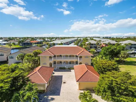 3329 Purple Martin Dr #113, Punta Gorda, FL 33950