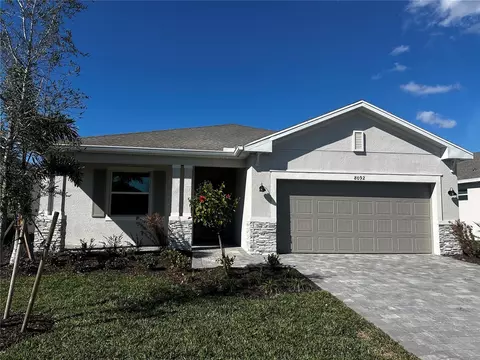 8092 Saint Kitts Cir, Englewood, FL 34224