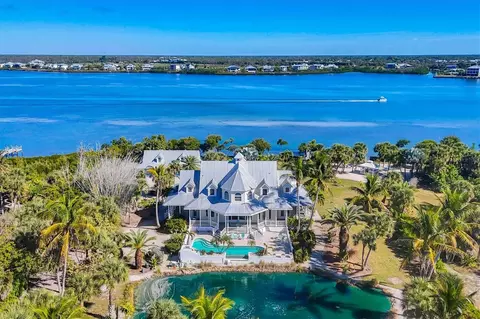 10470 Sunny Dreams Ter, Placida, FL 33946