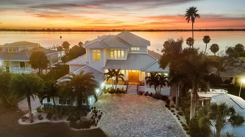 764 S Mccall Rd, Englewood, FL 34223