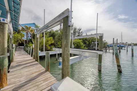 6 Point Way, Placida, FL 33946 photo 4