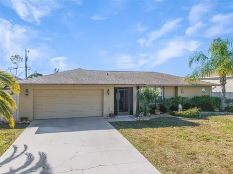 322 NE 29th Ter, Cape Coral, FL 33909