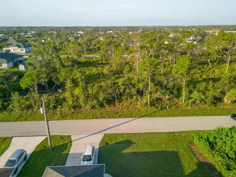 13409 Yager Ln, Port Charlotte, FL 33981