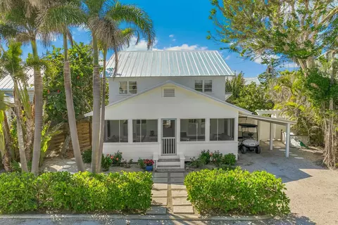 351 Tarpon Ave, Boca Grande, FL 33921