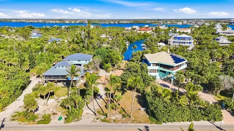 390 N Gulf Blvd, Placida, FL 33946 photo 3