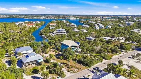 390 N Gulf Blvd, Placida, FL 33946 photo 4
