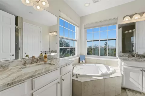 Bath - 10311 Lands End Cir #13, Placida, FL 33946 photo 4 of 5