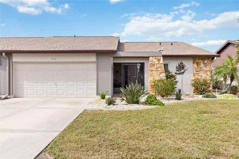 613 Chestnut Ln, Englewood, FL 34223