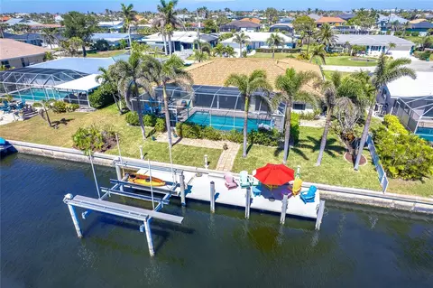 471 Capri Isles Ct, Punta Gorda, FL 33950